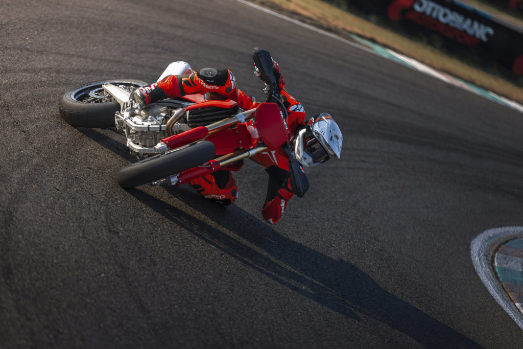 desmo450 sm (7)