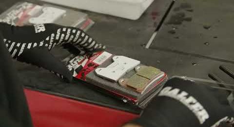 Original brake discs and pads replacement by Galfer Brakes