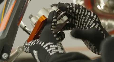 Oversize brake discs and pads replacement by Galfer Brakes