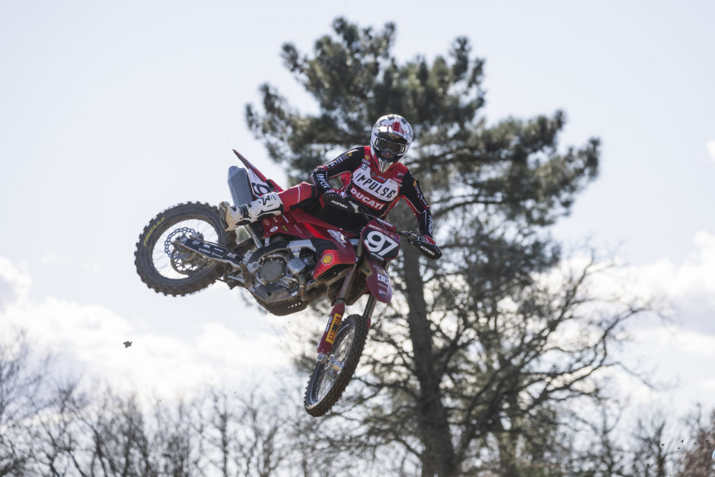 ducati factory mx2 simone mancini 8045